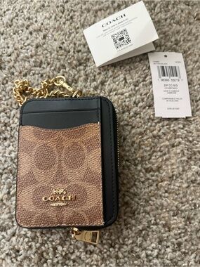 nwt coach wristlet wallet